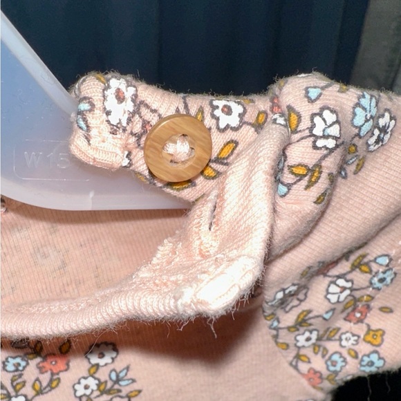 Carter’s Newborn Girl - 3 Piece Matching Pant Set. Coral w/ Floral Print Design - Picture 9 of 11